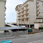 Condominio Saturno