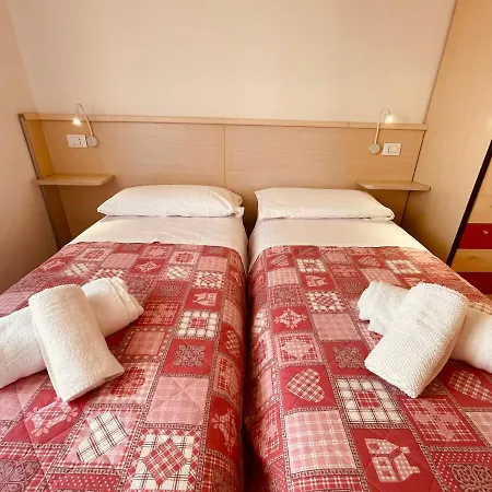 App4rent Saturno 4 - Family Apartment, Wifi, Parking Appartamento *