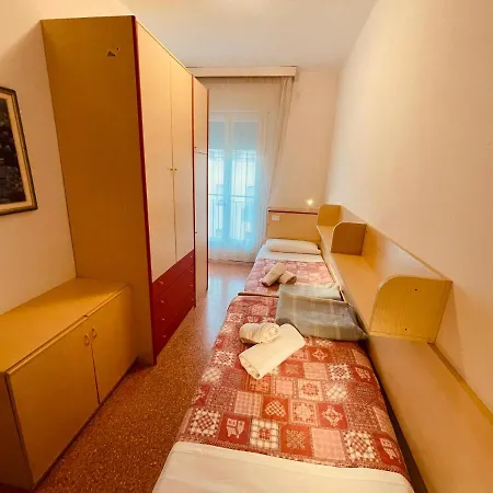 App4rent Saturno 4 - Family Apartment, Wifi, Parking Appartamento
