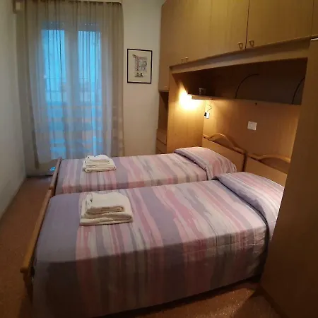 App4rent Saturno 4 - Family Apartment, Wifi, Parking *