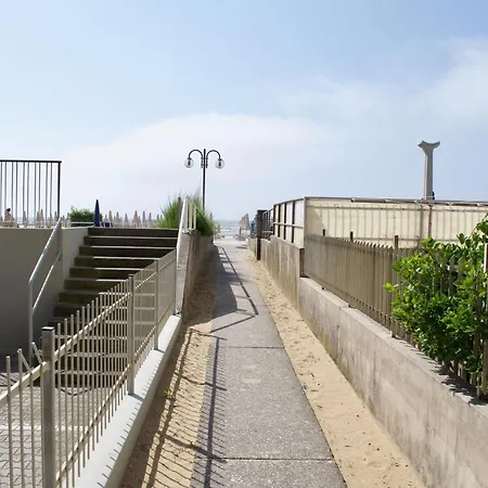 App4rent Saturno 4 - Family Apartment, Wifi, Parking Appartamento