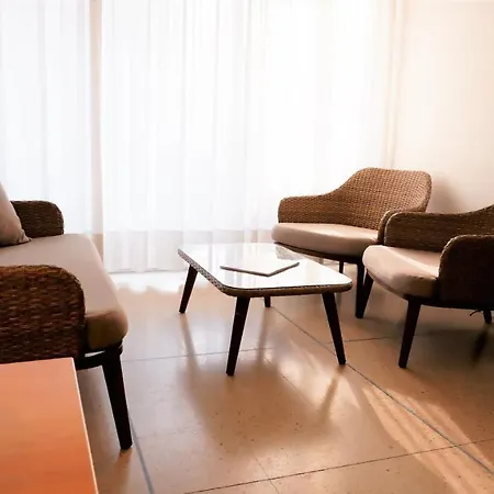 App4rent Saturno 4 - Family Apartment, Wifi, Parking Appartamento