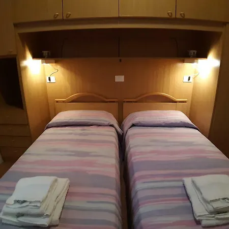 Appartamento App4rent Saturno 4 - Family Apartment, Wifi, Parking