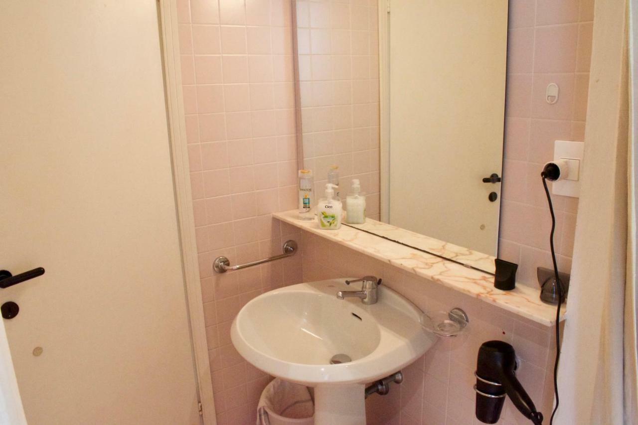 Appartamento App4rent Saturno 4 - Family Apartment, Wifi, Parking