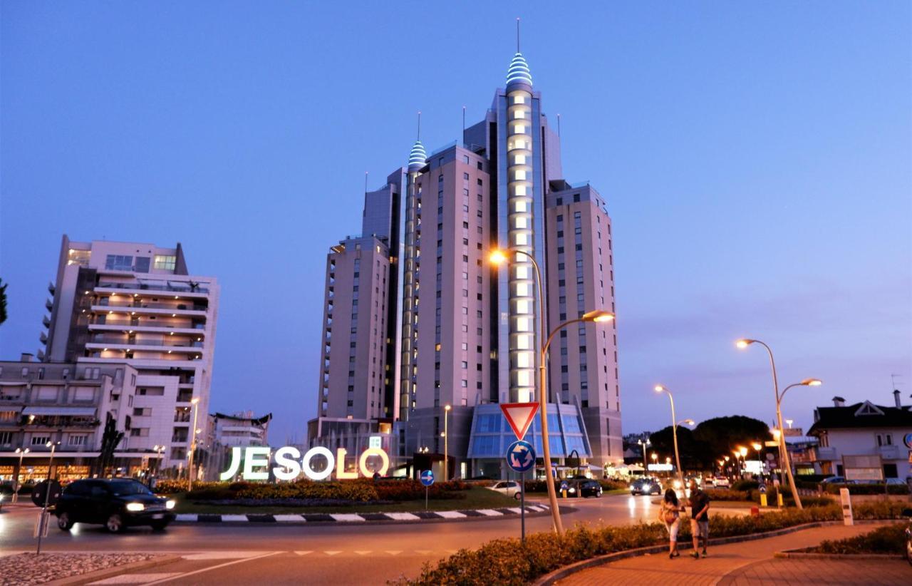 App4rent Saturno 4 - Family Apartment, Wifi, Parking Appartamento Lido di Jesolo