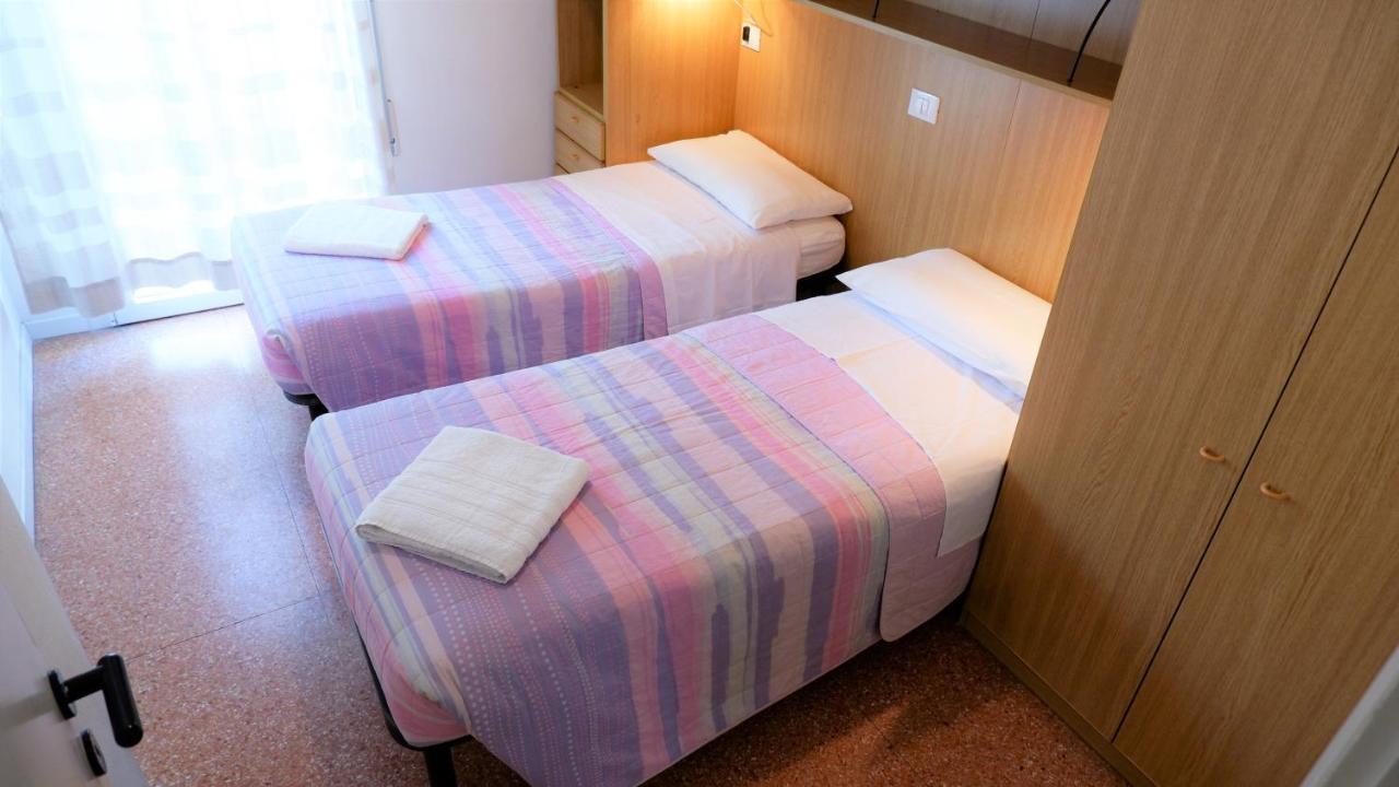App4rent Saturno 4 - Family Apartment, Wifi, Parking Apartment *