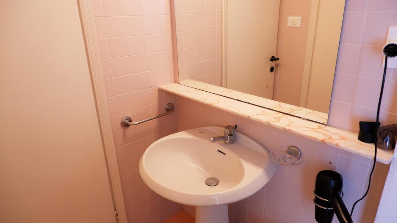 App4rent Saturno 4 - Family Apartment, Wifi, Parking Lido di Jesolo